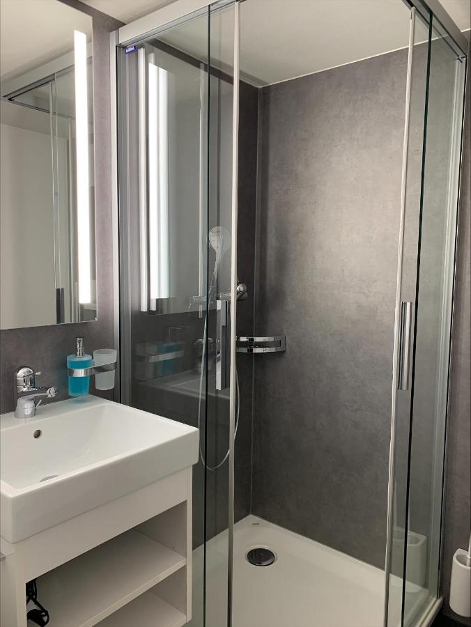Hotel Engel Am Bahnhof 베덴스빌 외부 사진