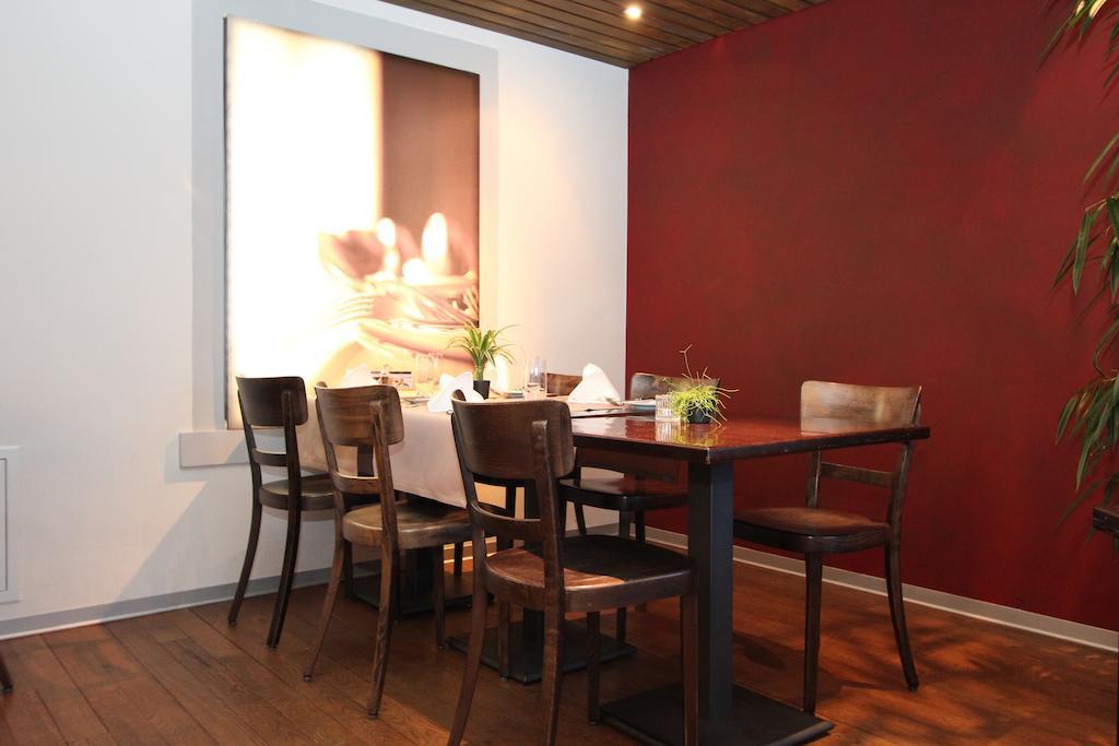 Hotel Engel Am Bahnhof 베덴스빌 외부 사진
